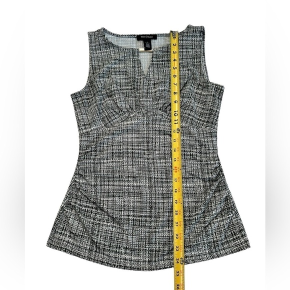 White House Black Market Sleeveless Blouse Size Small - Picture 10 of 17